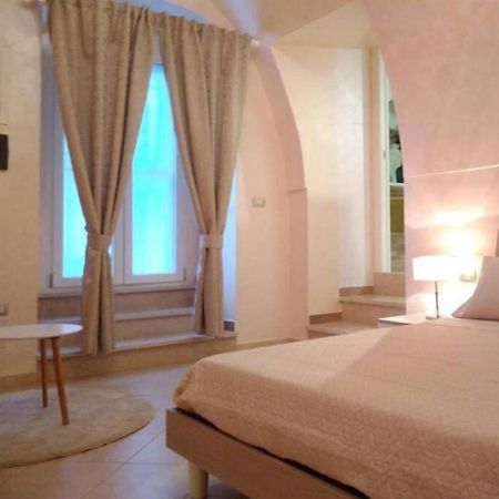 Vila Domus Elegans In Centro Manfredonia Exteriér fotografie
