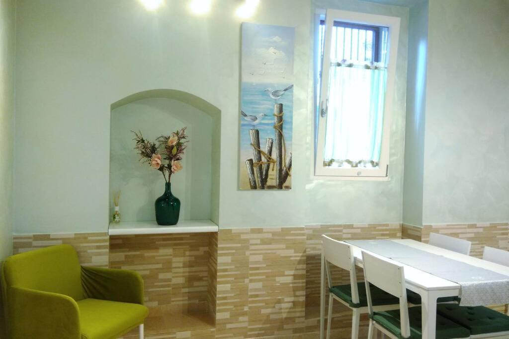 Vila Domus Elegans In Centro Manfredonia Exteriér fotografie