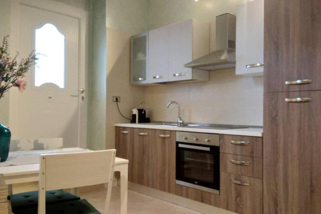 Vila Domus Elegans In Centro Manfredonia Exteriér fotografie