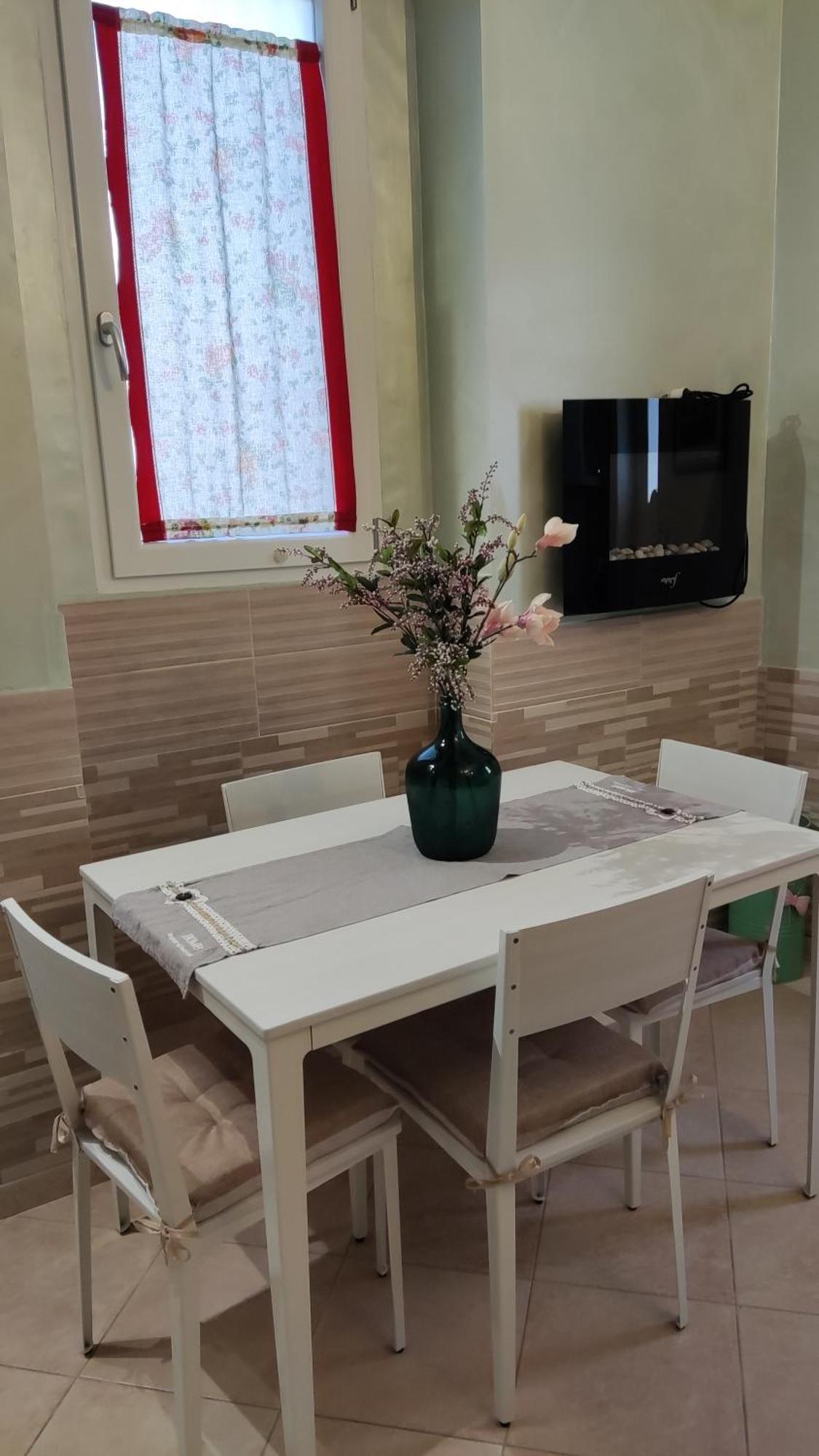 Vila Domus Elegans In Centro Manfredonia Exteriér fotografie
